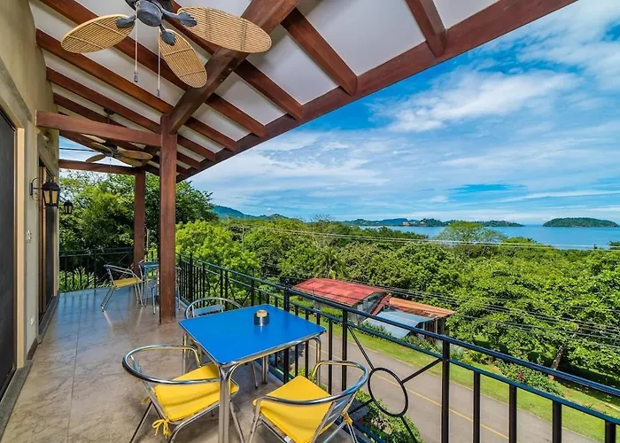 Infinity Pool, Pacific Views & Concierge